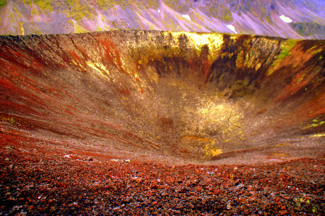 долина вулканов кратер